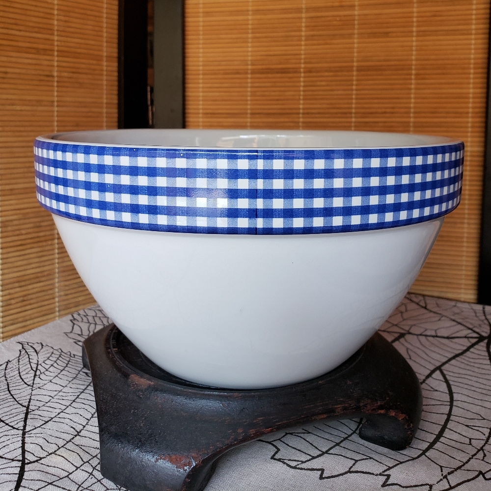 1.5 quart mixing bowl blue checks